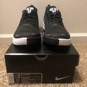 Nike Mamba Focus Koby Brant BRAND NEW